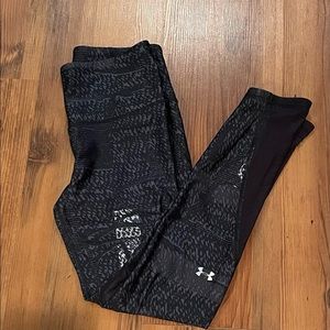 Under armour compression leggings size small